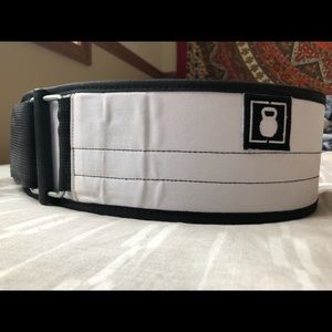 ✨2Pood straight weightlifting belt✨